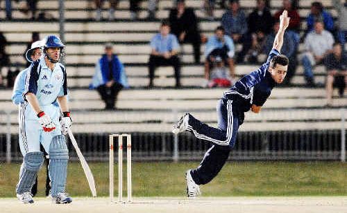 Festival of Cricket, 20-20, Victoria Vs Nsw, Simon Katich of NSW waits at the non-strikers end while Steve Gilmore bowls for Victoria. Festival of Cricket, 20-20, Victoria Vs Nsw, Simon Katich of NSW waits at the non-strikers end while Steve Gilmore bowls for Victoria.